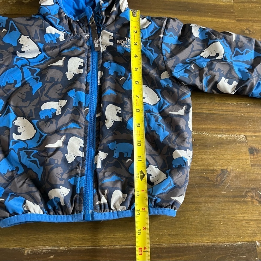 The North Face Blue Bear Print Jacket - Picture 6 of 10